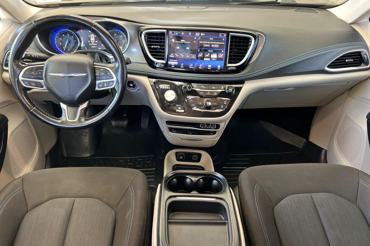 2021 Chrysler Pacifica Touring