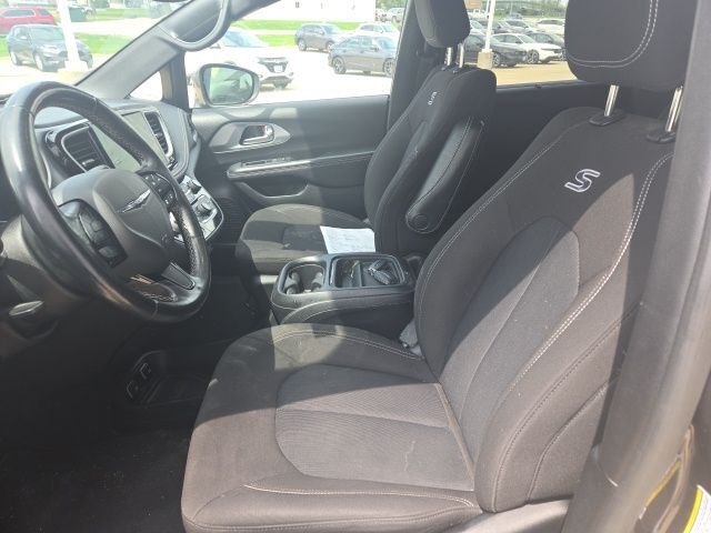 2021 Chrysler Pacifica Touring West Burlington IA