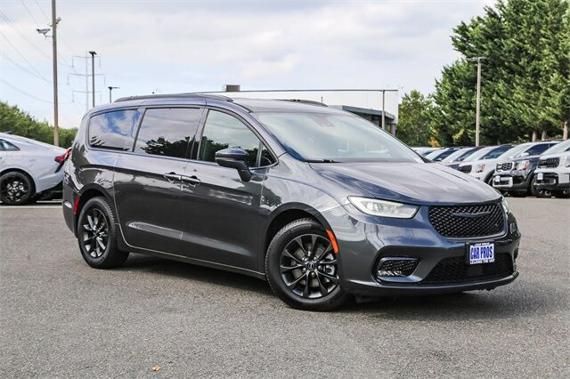 2021 Chrysler Pacifica Touring