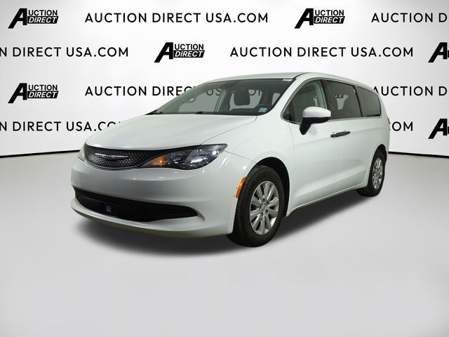 2021 Chrysler Voyager L