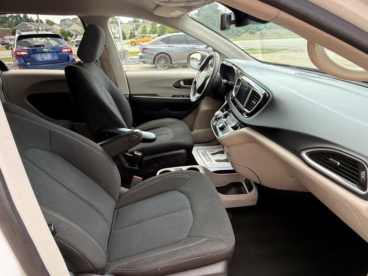 2021 Chrysler Voyager LX Middleville MI