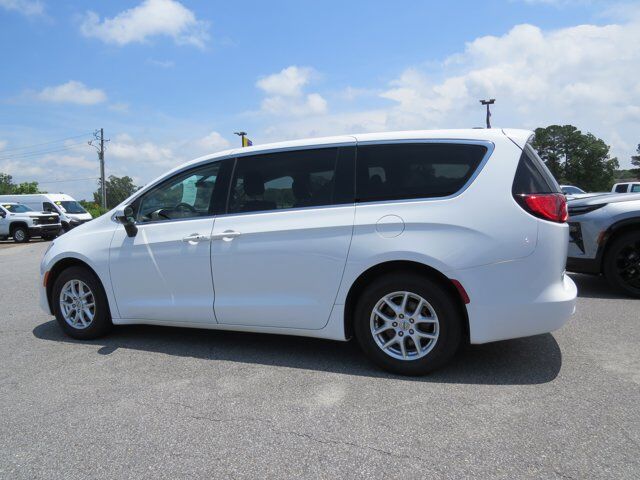 2021 Chrysler Voyager LX Wilson NC