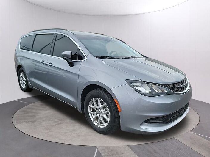 2021 Chrysler Voyager LXI Oshkosh WI