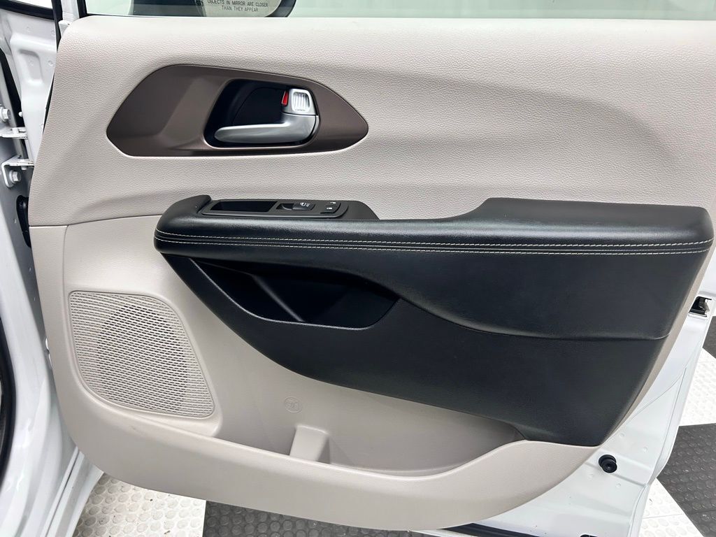 2021 Chrysler Voyager LXI Portland OR
