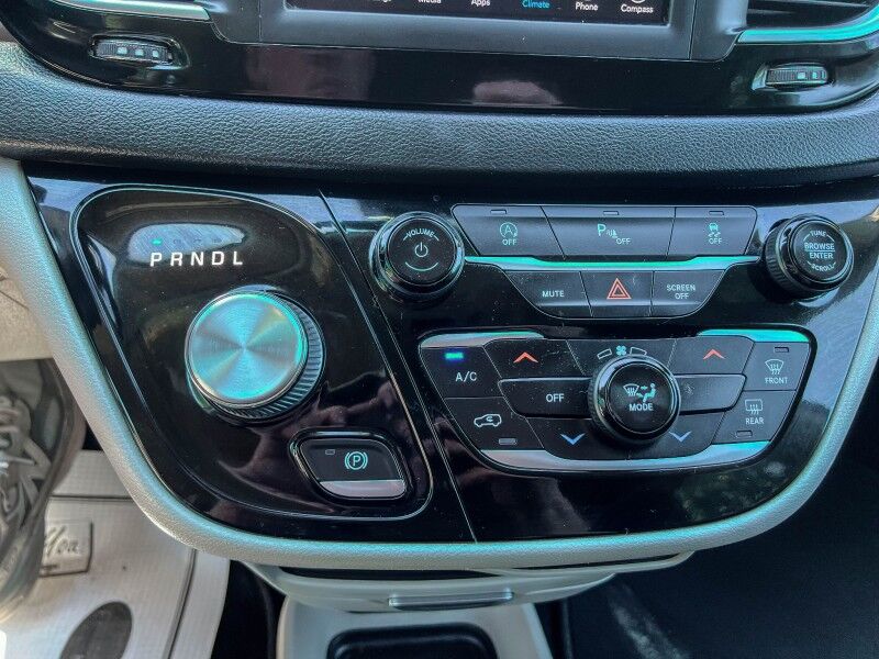 2021 Chrysler Voyager LXI Wilmington NC