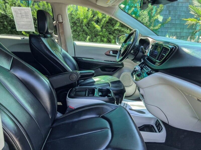 2021 Chrysler Voyager LXI Wilmington NC