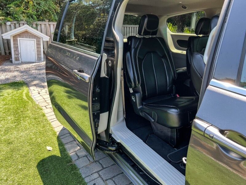 2021 Chrysler Voyager LXI Wilmington NC