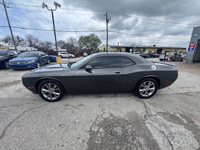 2021 DODGE CHALLENGER SXT