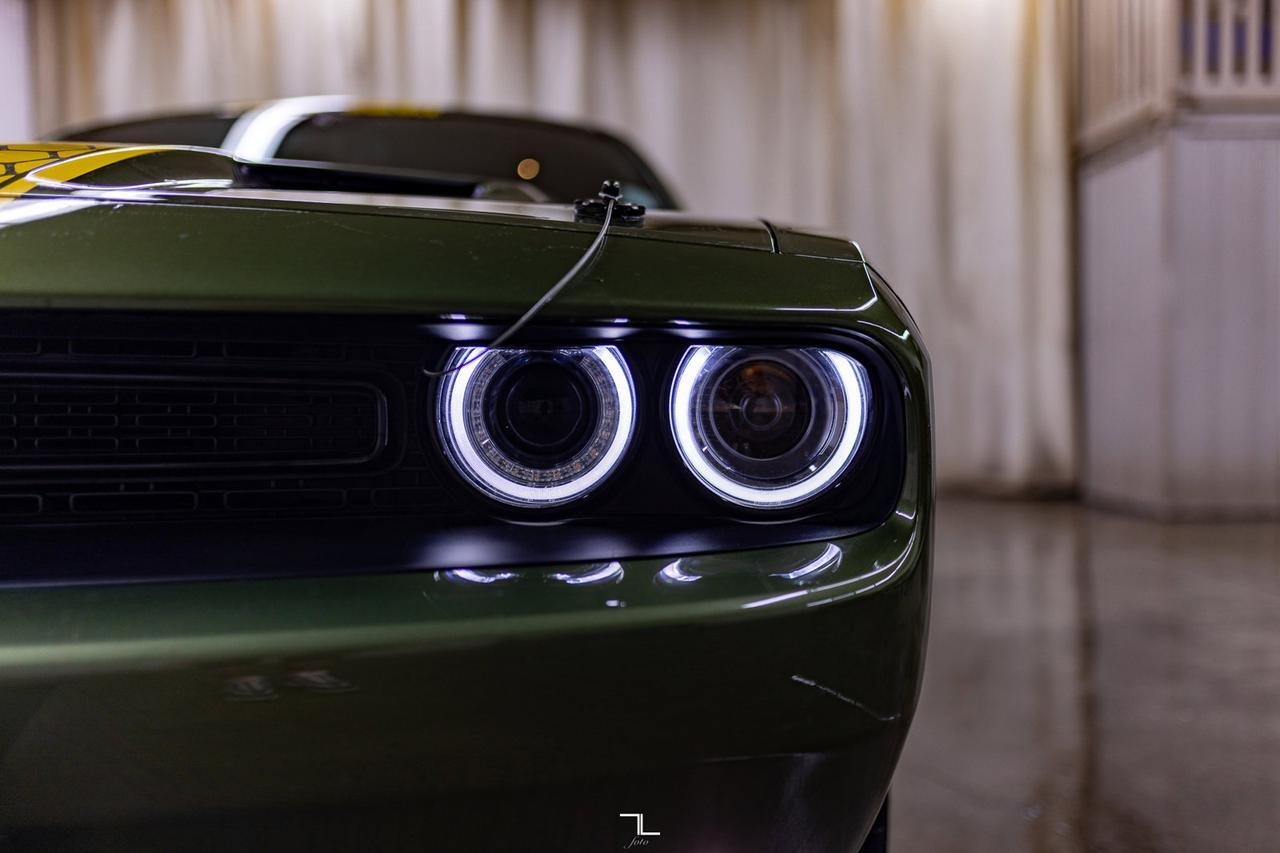 2021 Dodge Challenger AWD SXT  Bee Edition Nav BCam Red Deer AB