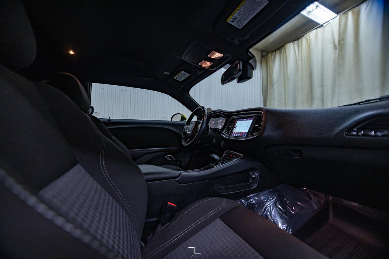 2021 Dodge Challenger AWD SXT  Bee Edition Nav BCam Red Deer AB