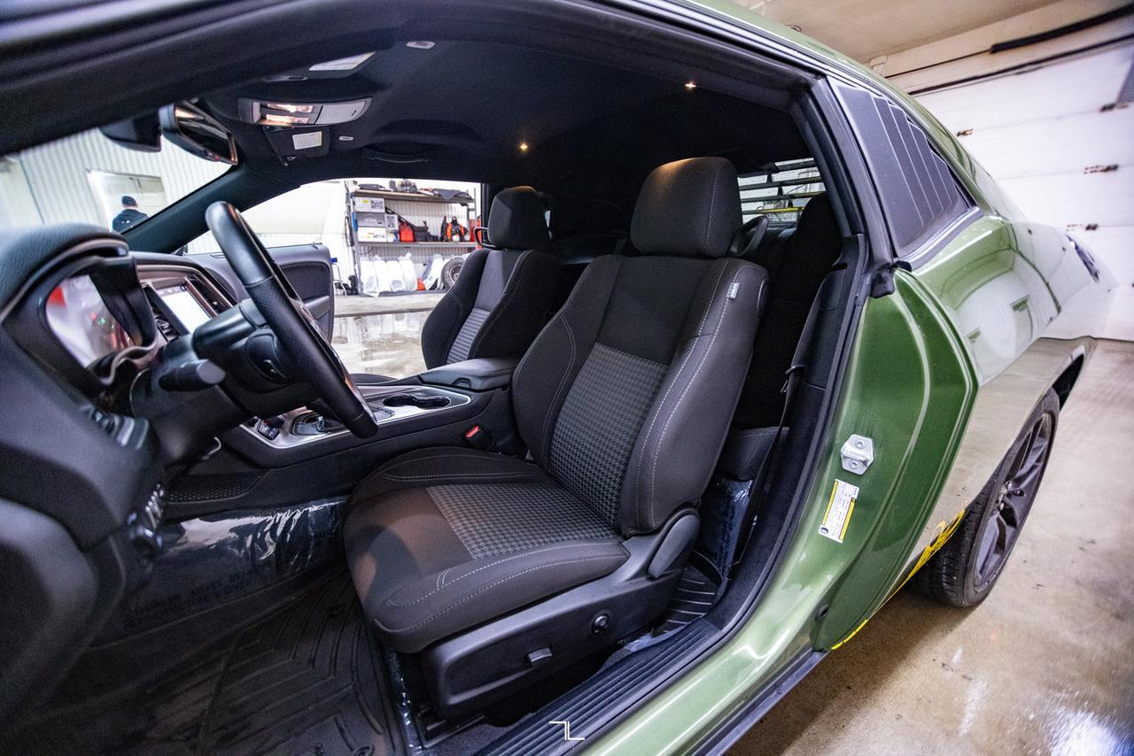 2021 Dodge Challenger AWD SXT  Bee Edition Nav BCam Red Deer AB