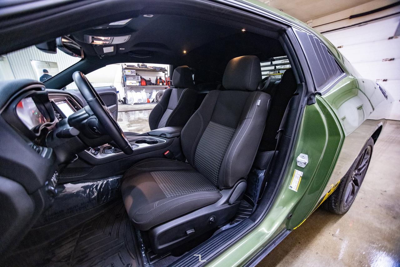 2021 Dodge Challenger AWD SXT  Bee Edition Nav BCam Red Deer AB