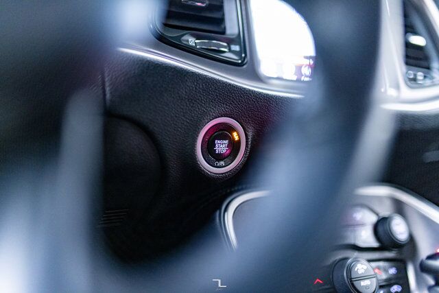 2021 Dodge Challenger AWD SXT  Bee Edition Nav BCam Red Deer AB