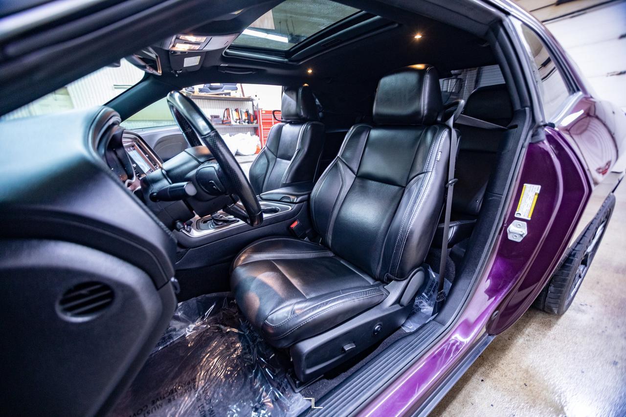 2021 Dodge Challenger AWD SXT Leather Roof Nav BCam Red Deer AB