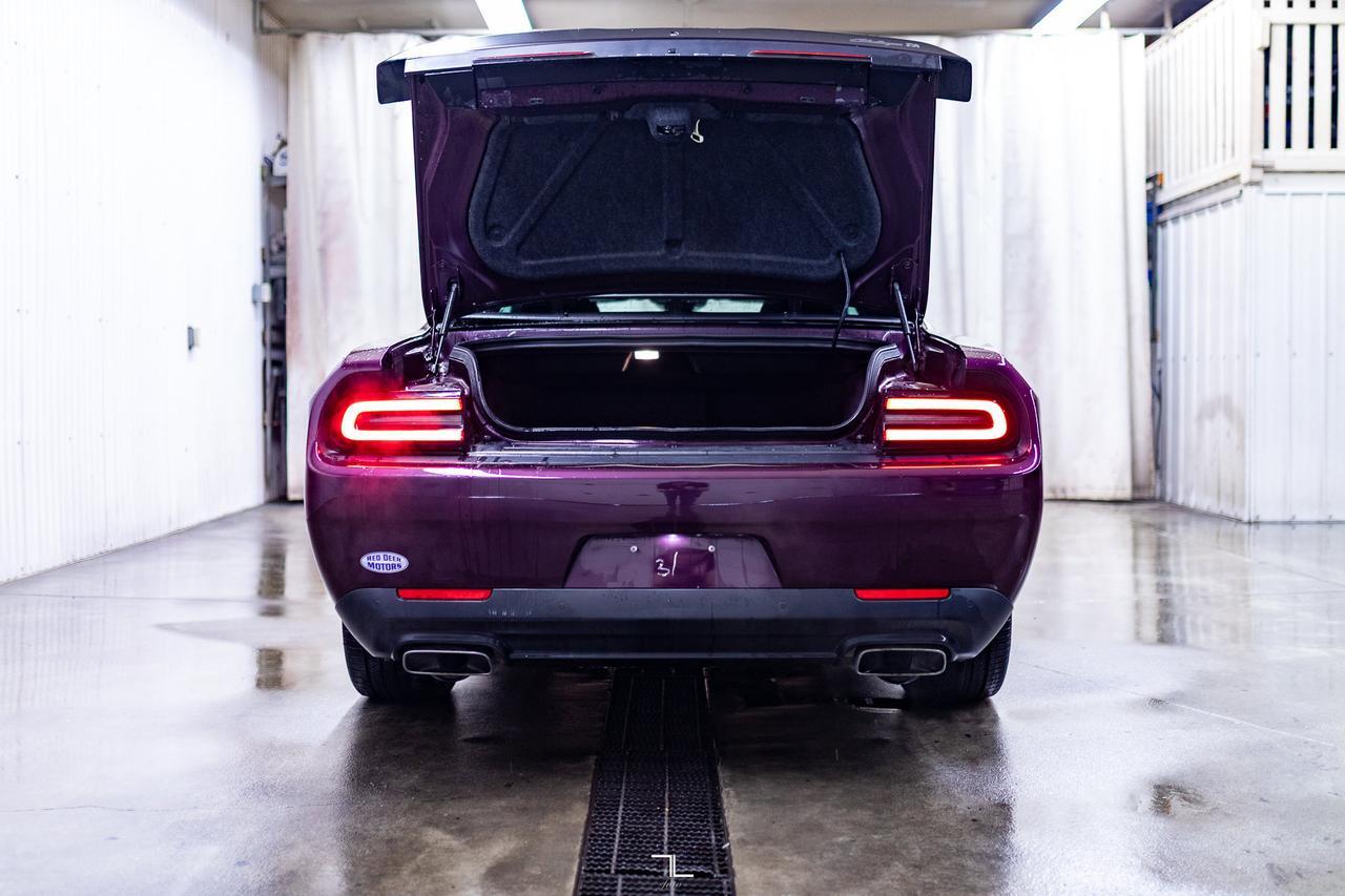 2021 Dodge Challenger R/T T/A Leather Roof Nav BCam Red Deer AB