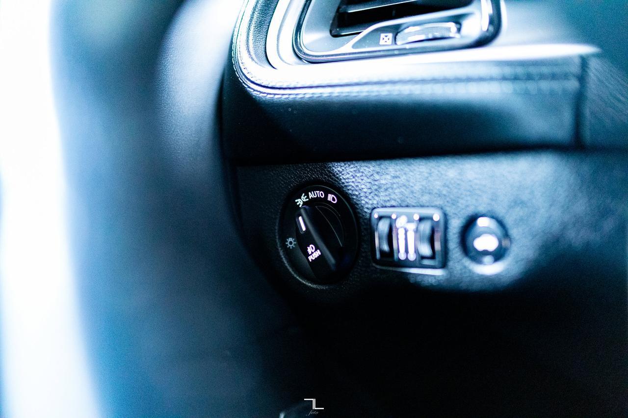 2021 Dodge Challenger R/T T/A Leather Roof Nav BCam Red Deer AB