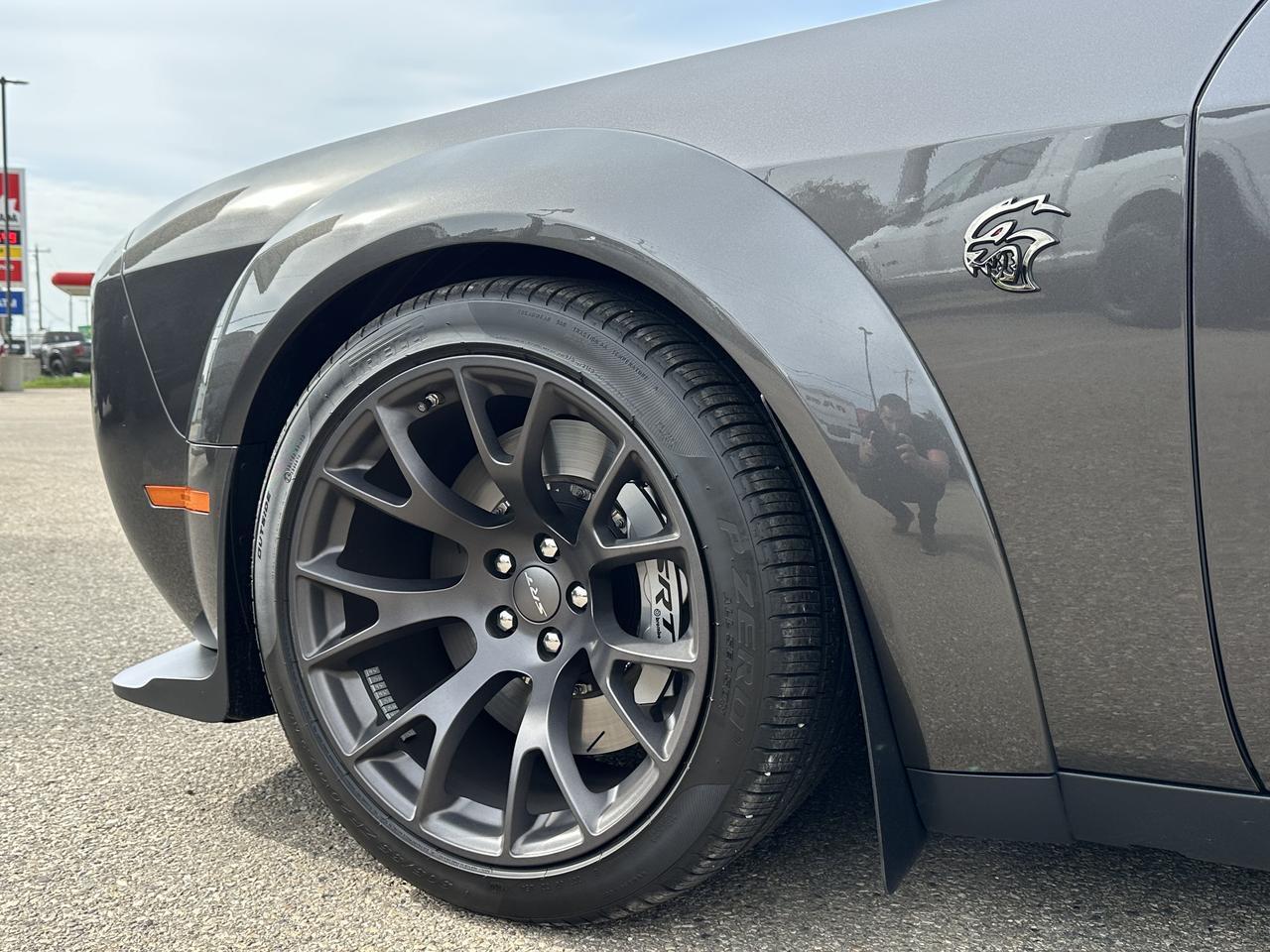 2021 Dodge Challenger SRT Hellcat Redeye Widebody RWD | Carbon & Suede Pkg | Sun Roof | Laguna Leather | Tech Package Redwater AB