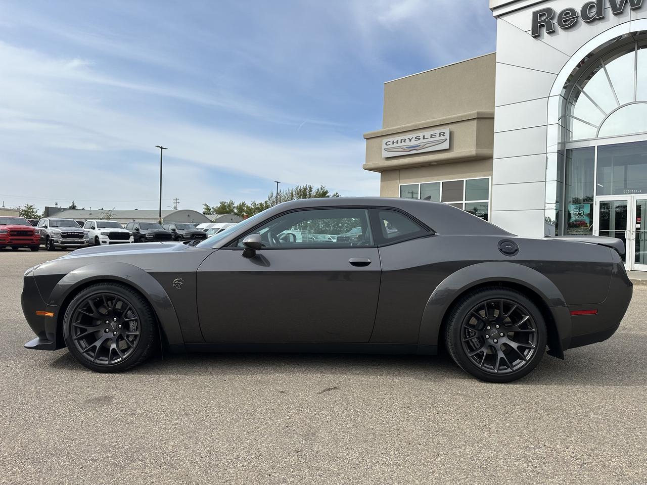 2021 Dodge Challenger SRT Hellcat Redeye Widebody RWD | Carbon & Suede Pkg | Sun Roof | Laguna Leather | Tech Package Redwater AB