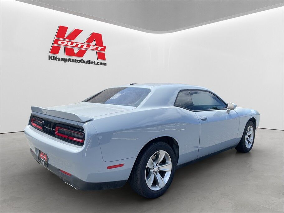2021 Dodge Challenger SXT Coupe 2D