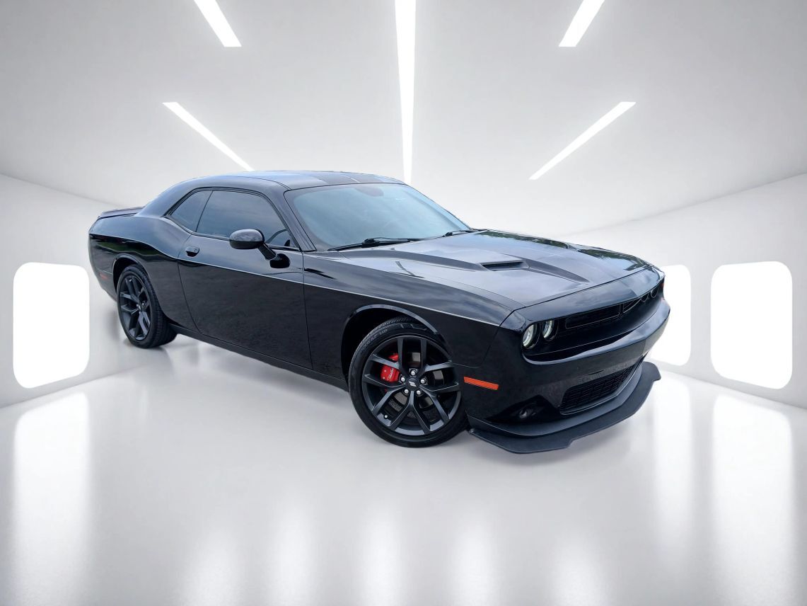 2021 Dodge Challenger SXT Coupe 2D
