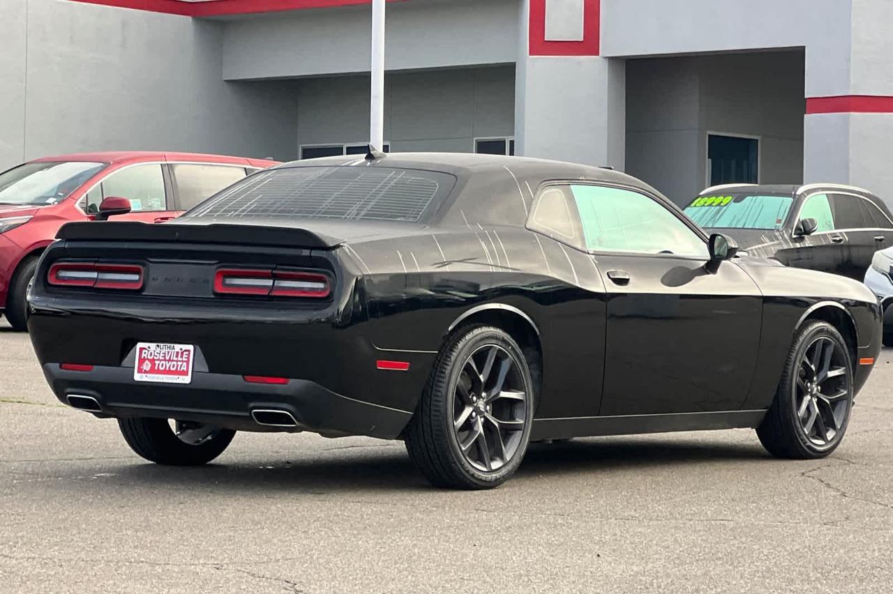 2021 Dodge Challenger SXT