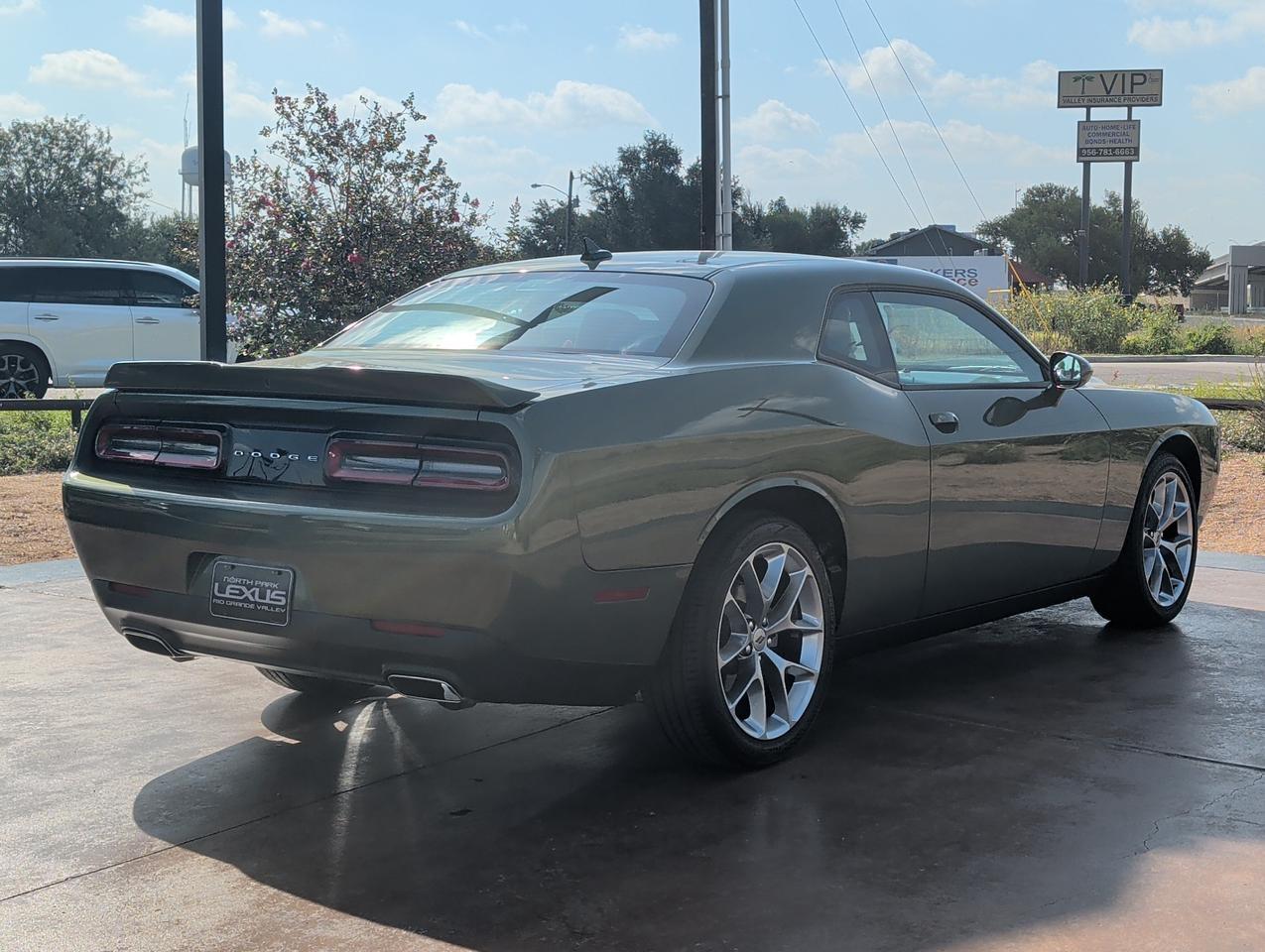 2021 Dodge Challenger SXT