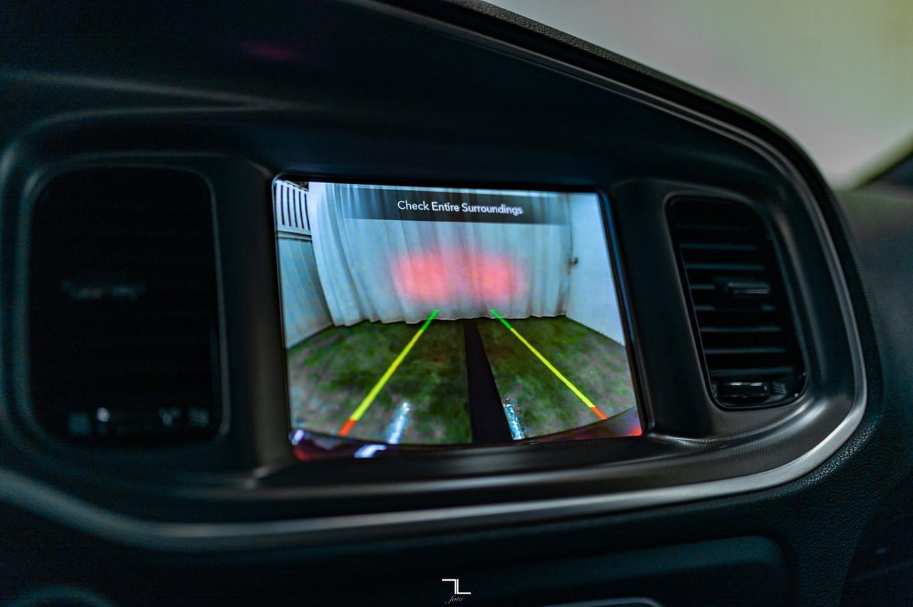 2021 Dodge Charger AWD SXT Nav BCam Red Deer AB