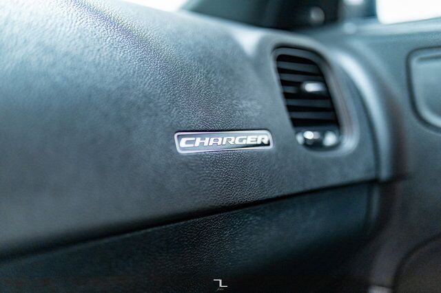 2021 Dodge Charger AWD SXT Nav BCam Red Deer AB