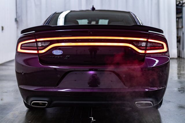 2021 Dodge Charger AWD SXT Nav BCam Red Deer AB