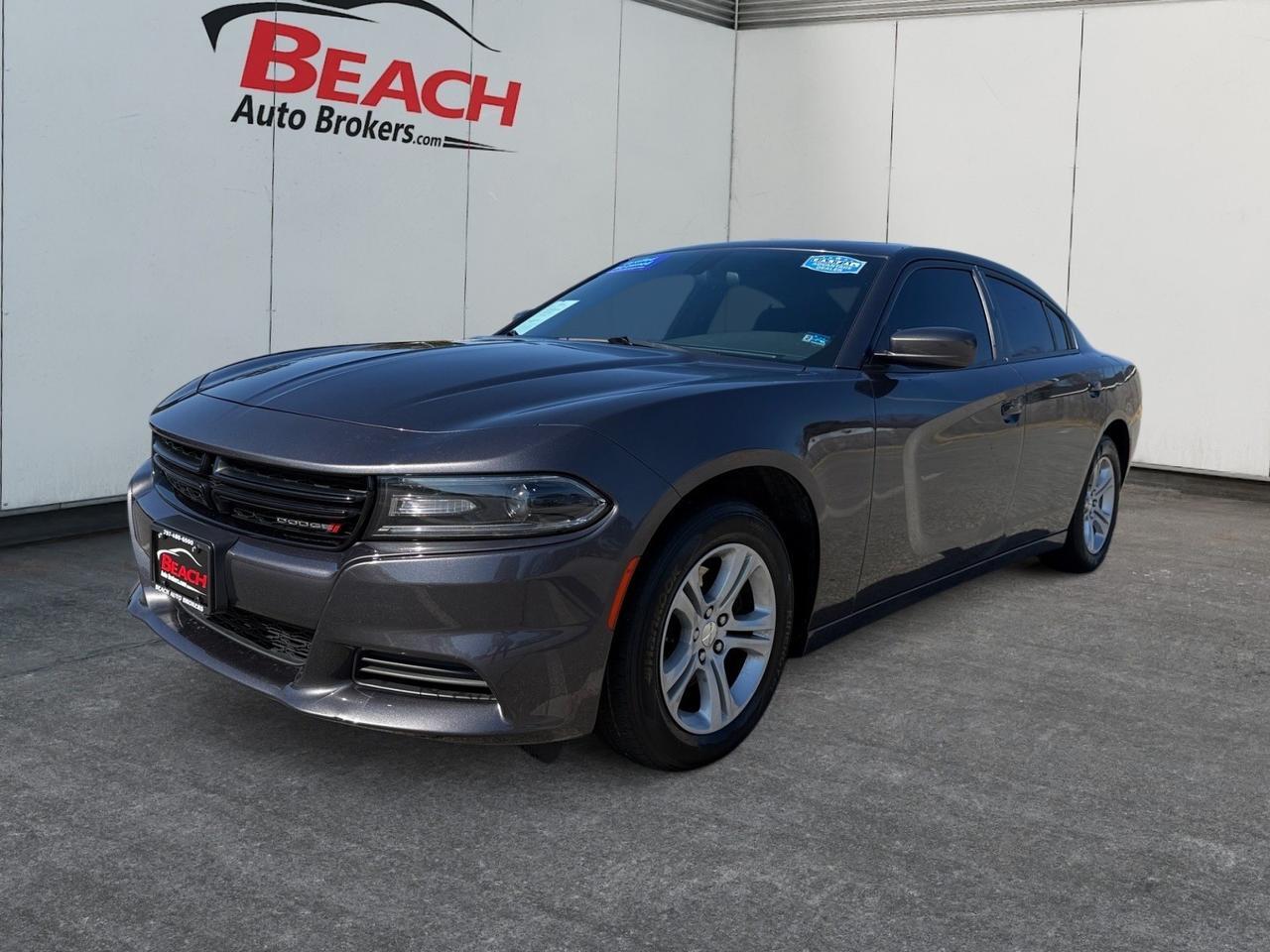 2021 Dodge Charger SXT, APPLE CARPLAY/ANDROID AUTO, BACKUP CAMERA, HEATED AND VENTILATED SEATS, HEATED STEERING WHEEL, HEATED REAR SEATS, SUNROOF, HEATED/POWER MIRRORS, REMOTE START, THIS IS A GREAT CAR FOR A GREAT PRICE!