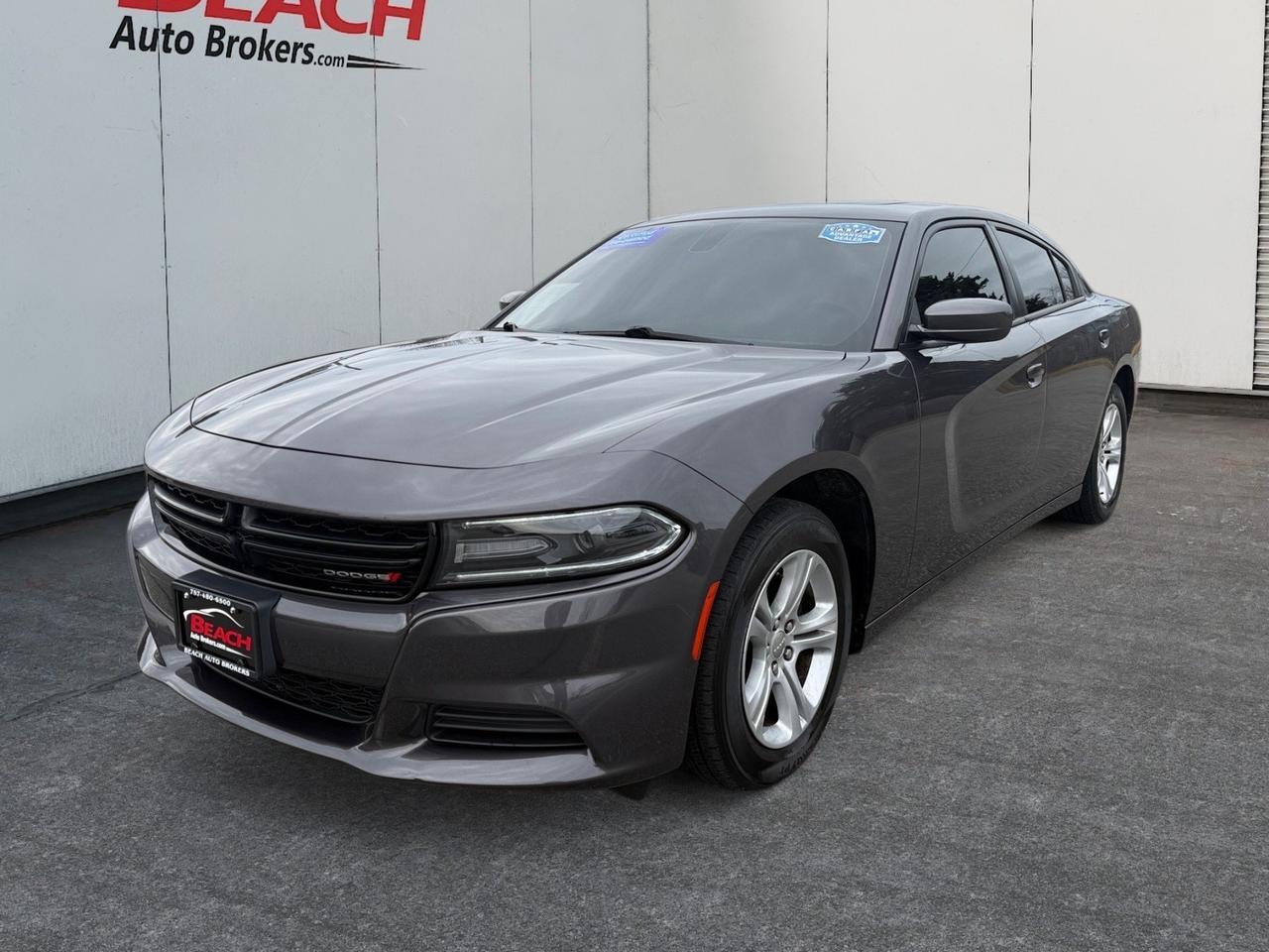 2021 Dodge Charger SXT, APPLE CARPLAY/ANDROID AUTO, BACKUP CAMERA, HEATED AND VENTILATED SEATS, HEATED STEERING WHEEL, HEATED REAR SEATS, SUNROOF, HEATED/POWER MIRRORS, REMOTE START, THIS IS A GREAT CAR FOR A GREAT PRICE!