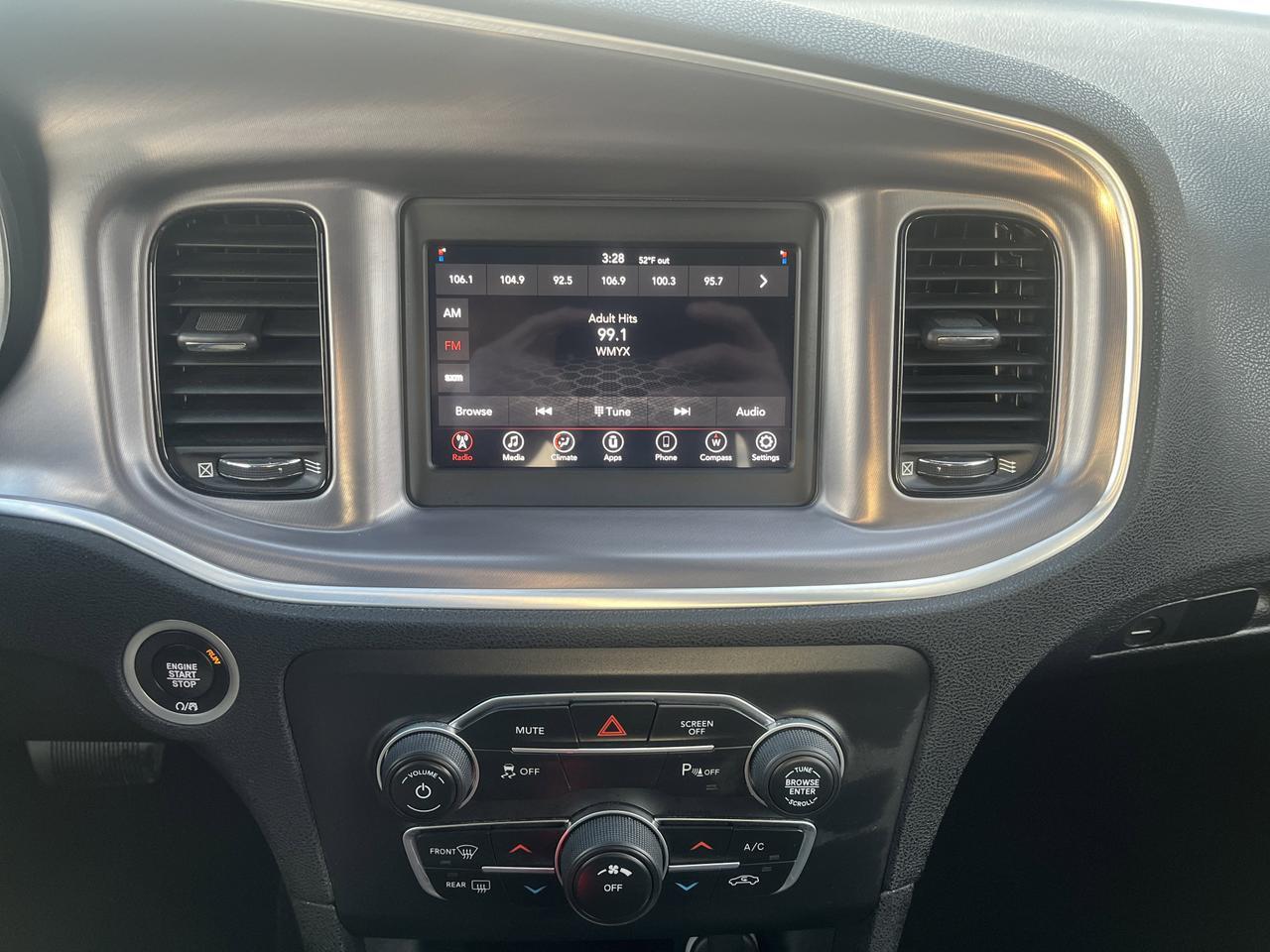 2021 Dodge Charger SXT BlacktopPkg w/20s 8-WayPowerDriverSeat RemoteStart RearCamera Saukville WI