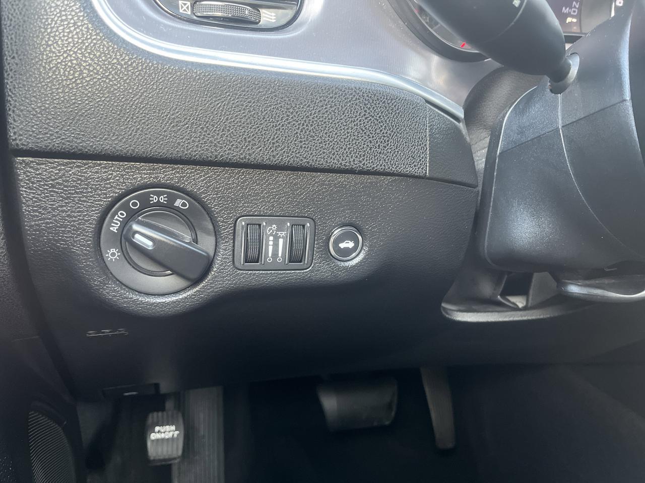 2021 Dodge Charger SXT BlacktopPkg w/20s 8-WayPowerDriverSeat RemoteStart RearCamera Saukville WI