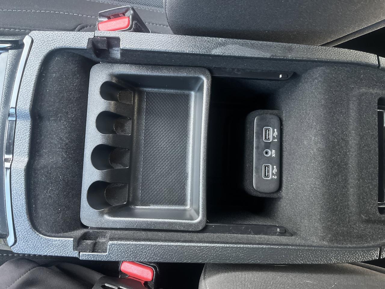 2021 Dodge Charger SXT BlacktopPkg w/20s 8-WayPowerDriverSeat RemoteStart RearCamera Saukville WI