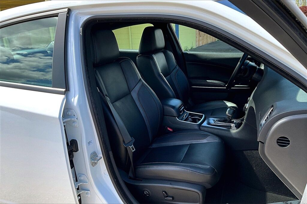 2021 Dodge Charger SXT OR