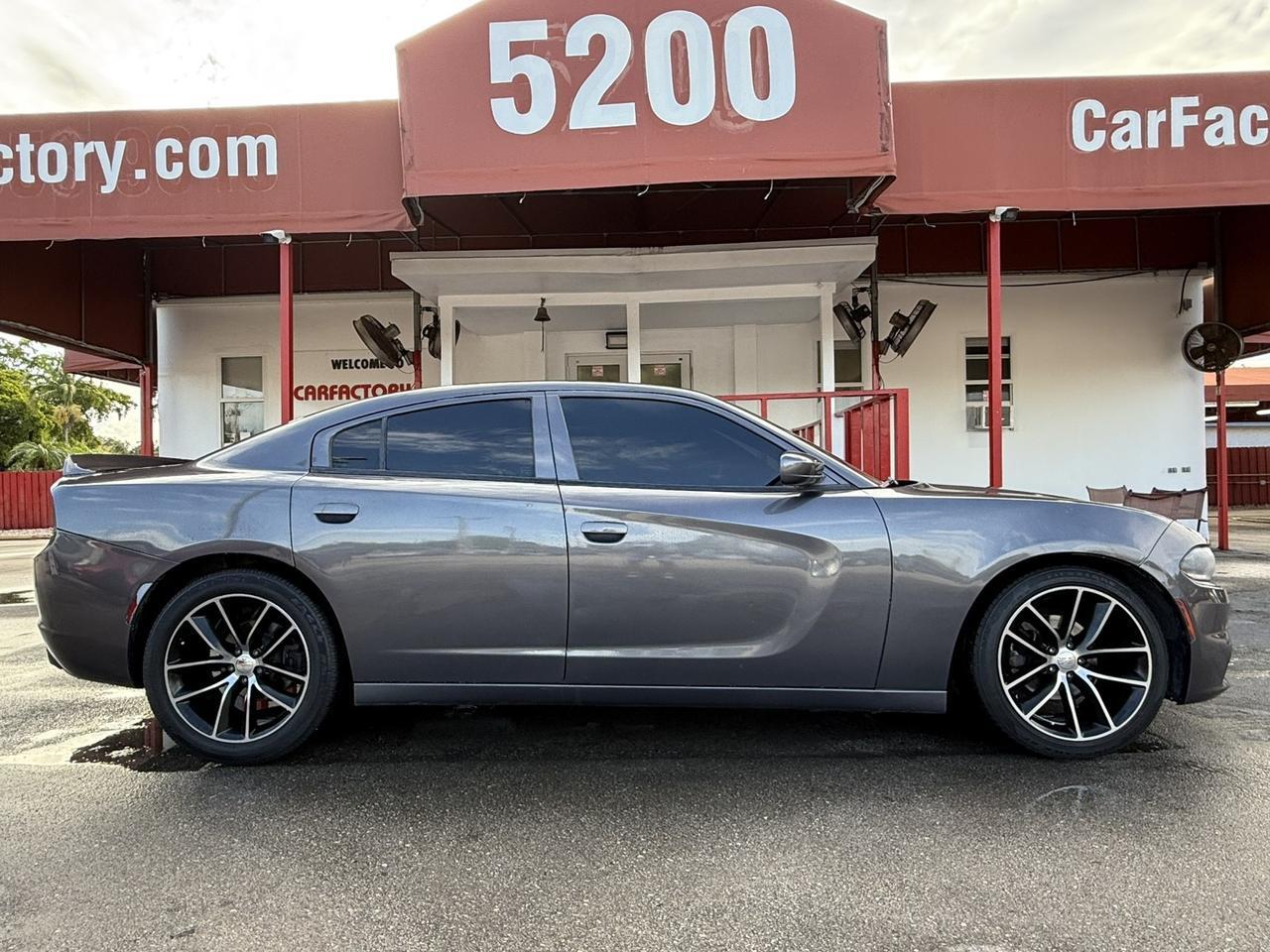 2021 Dodge Charger SXT Hollywood FL