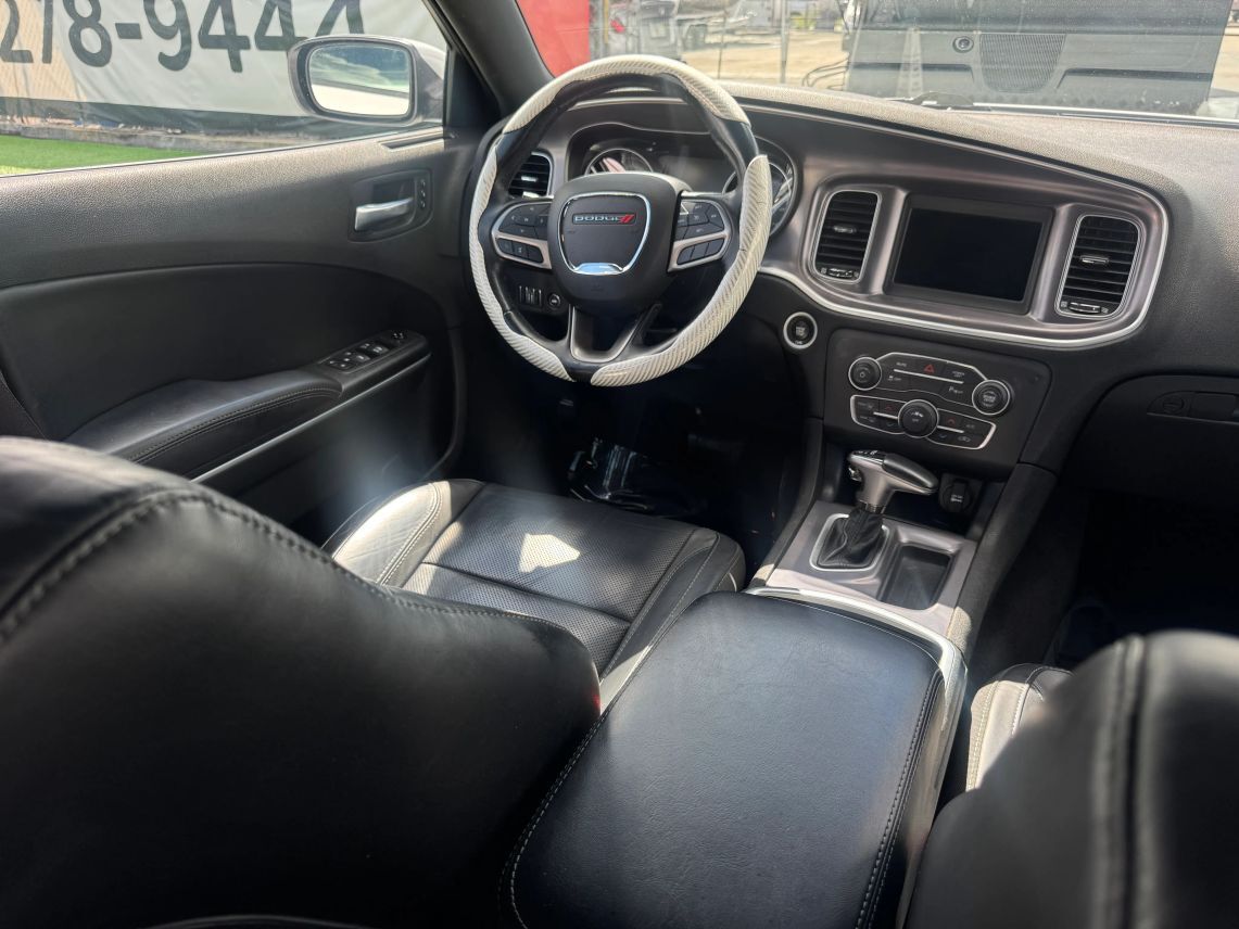 2021 Dodge Charger SXT Sedan 4D
