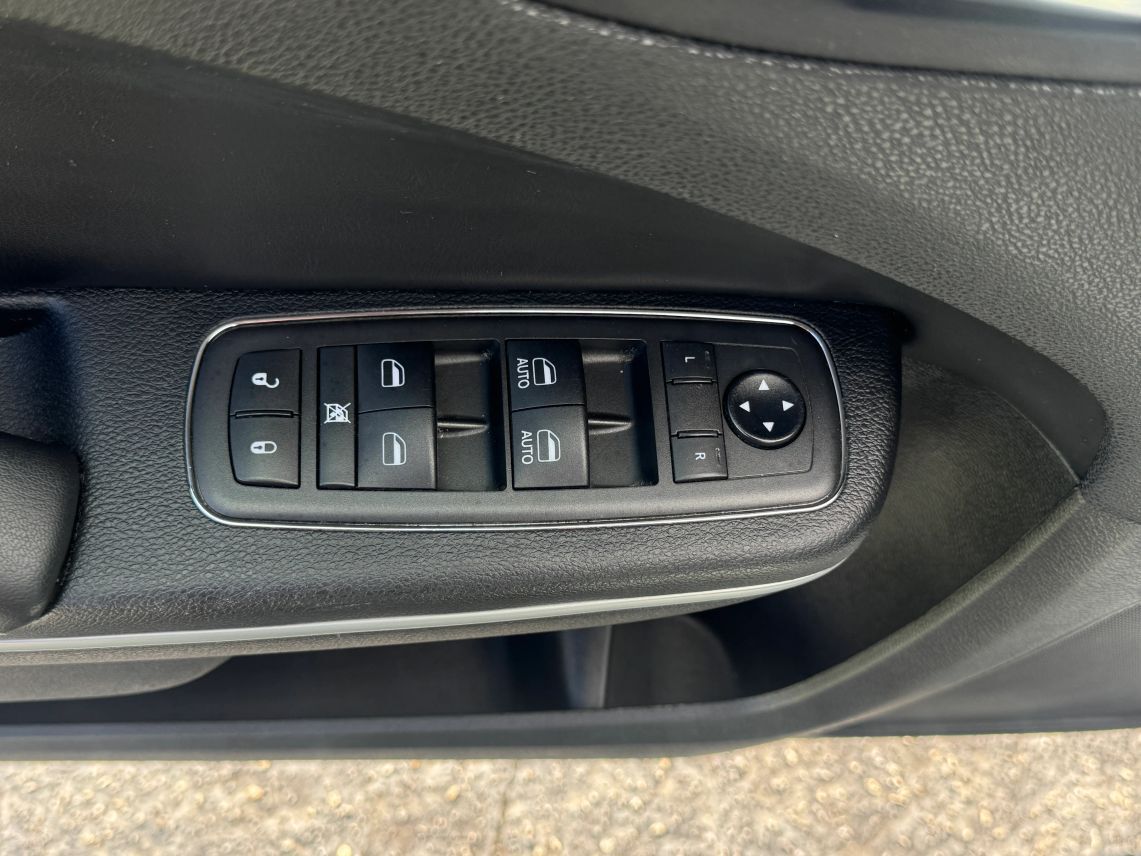2021 Dodge Charger SXT Sedan 4D