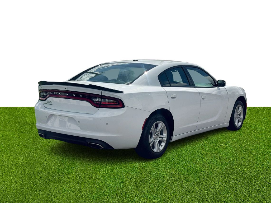2021 Dodge Charger SXT Sedan 4D