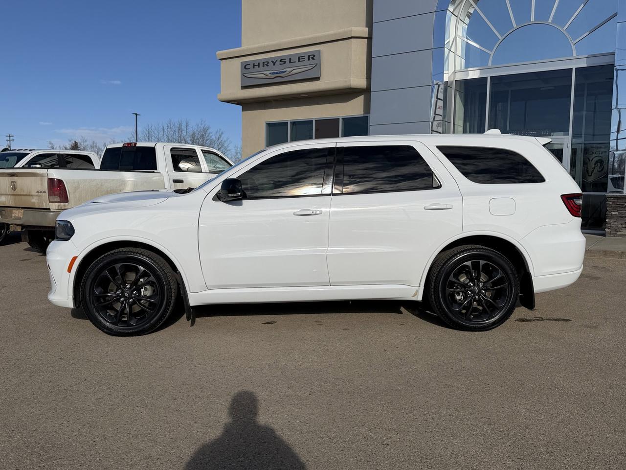 2021 Dodge Durango GT Blacktop AWD | 20IN Black Wheels | Leather | 6 Passenger | NAV | Alpine Audio | Heated Seats Redwater AB