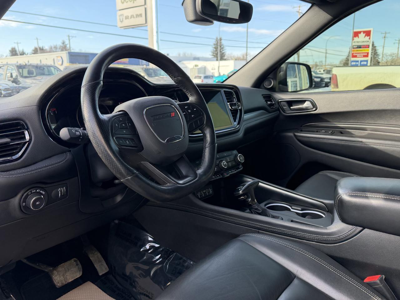 2021 Dodge Durango GT Blacktop AWD | 20IN Black Wheels | Leather | 6 Passenger | NAV | Alpine Audio | Heated Seats Redwater AB