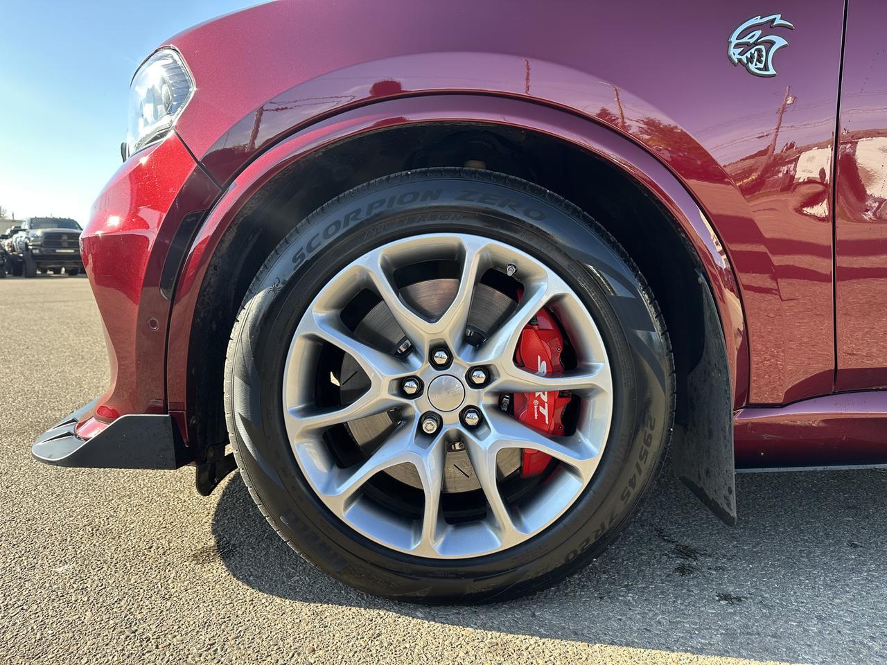 2021 Dodge Durango SRT Hellcat AWD | Supercharged HEMI V8 710HP | Brembo Brakes | NAV | Heated Vented Leather | Sunroof Redwater AB