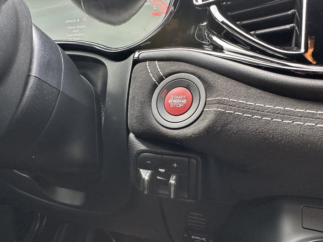 2021 Dodge Durango SRT Hellcat AWD | Supercharged HEMI V8 710HP | Brembo Brakes | NAV | Heated Vented Leather Redwater AB