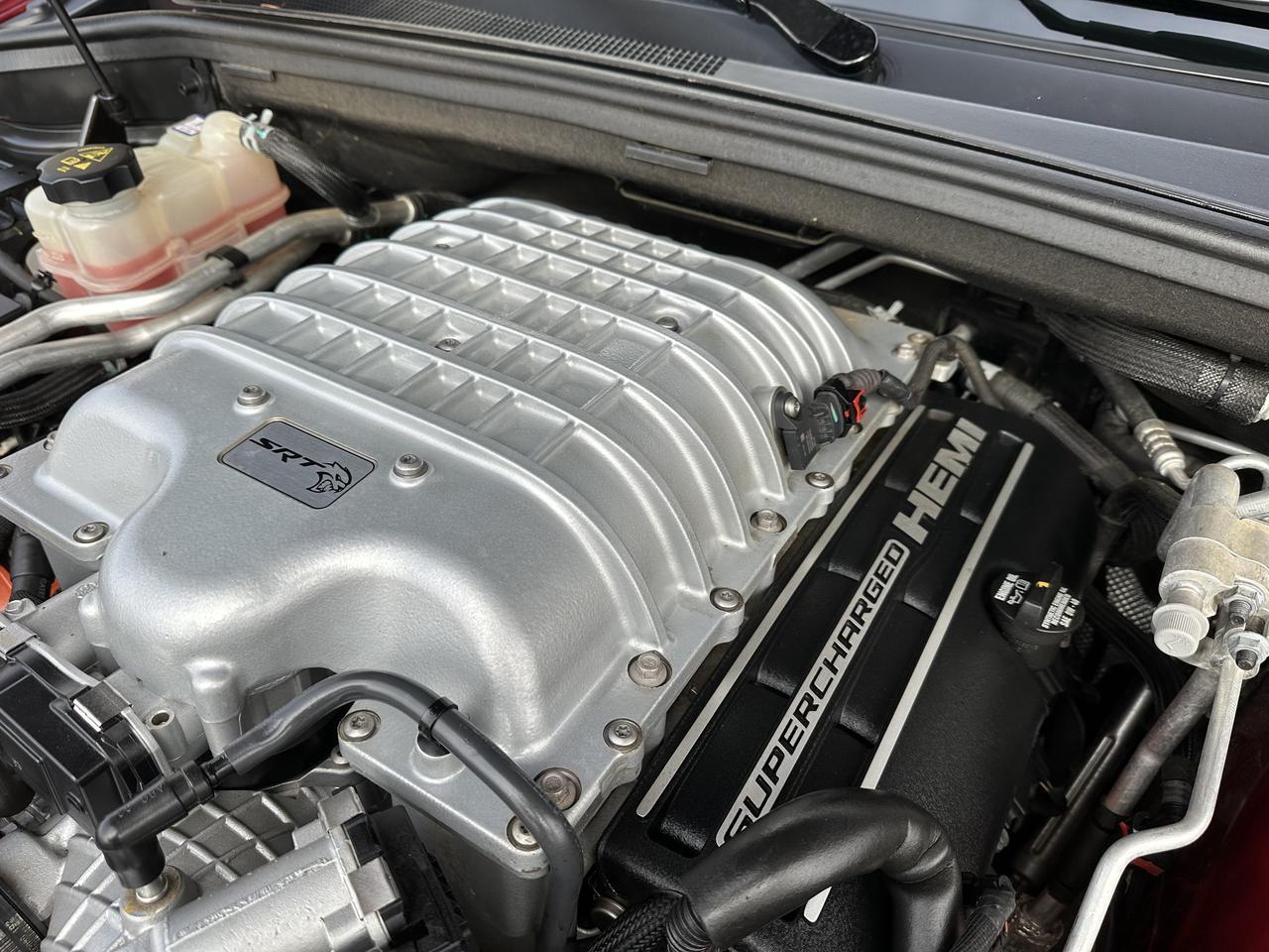 2021 Dodge Durango SRT Hellcat AWD | Supercharged HEMI V8 710HP | Brembo Brakes | NAV | Heated Vented Leather Redwater AB