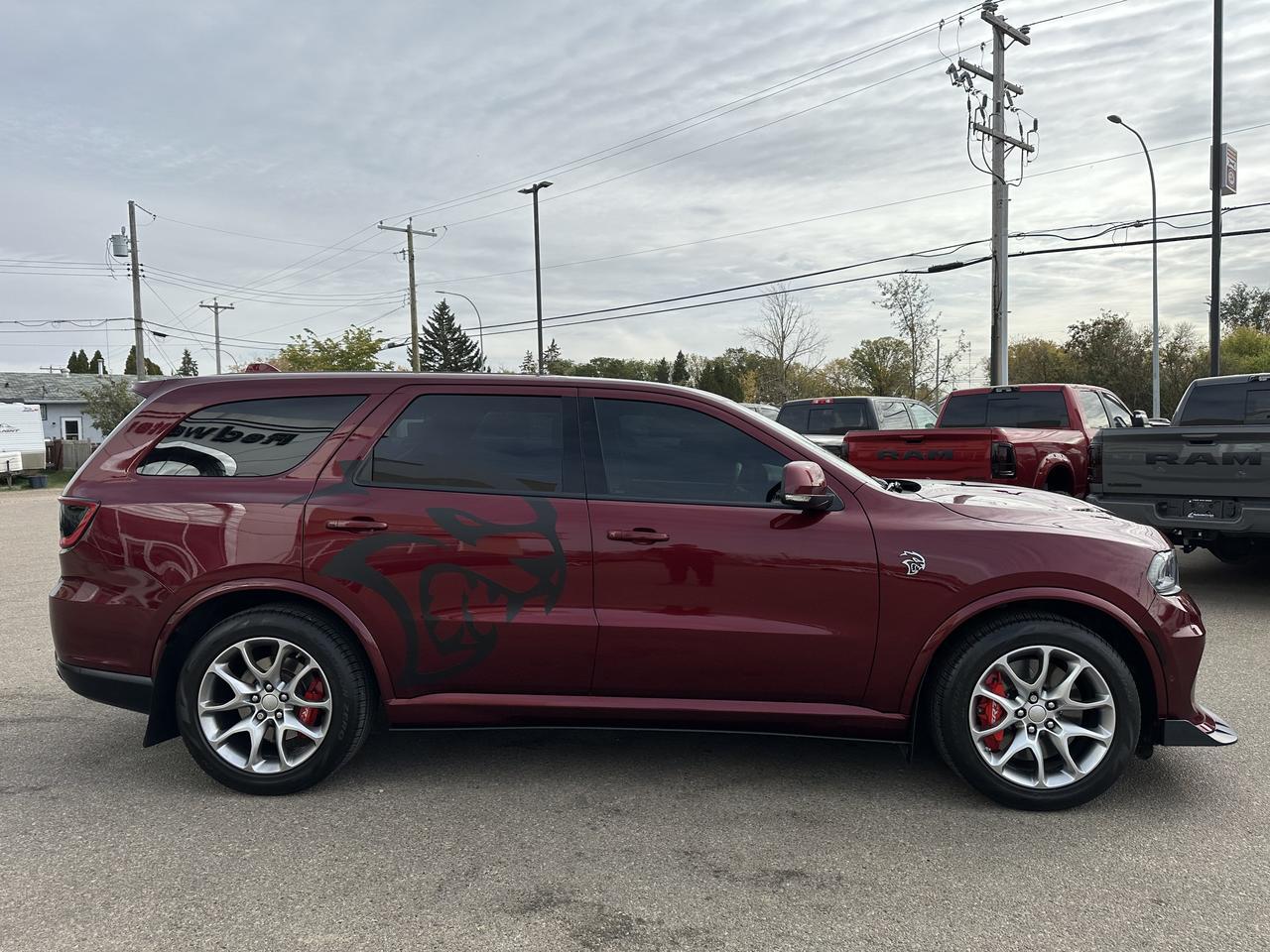 2021 Dodge Durango SRT Hellcat AWD | Supercharged HEMI V8 710HP | Brembo Brakes | NAV | Heated Vented Leather Redwater AB
