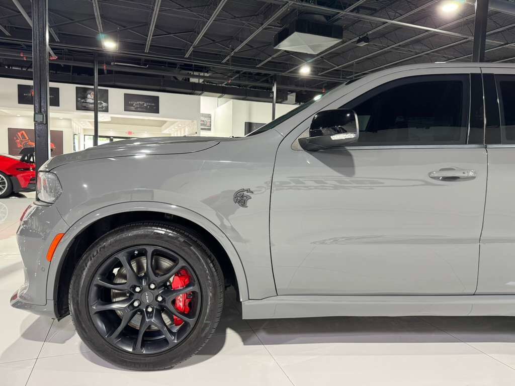 2021 Dodge Durango SRT Hellcat LEVEL B6 ARMORED! Destroyer Gray paint, Harman/Kardon audio, forged carbon & MUCH MORE!! Fort Lauderdale FL