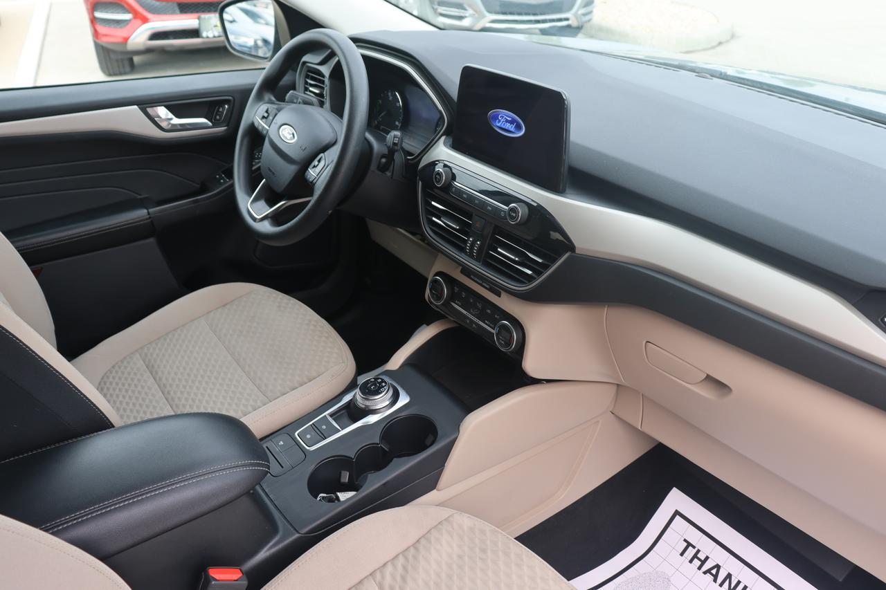 2021 FORD ESCAPE SE Houston TX