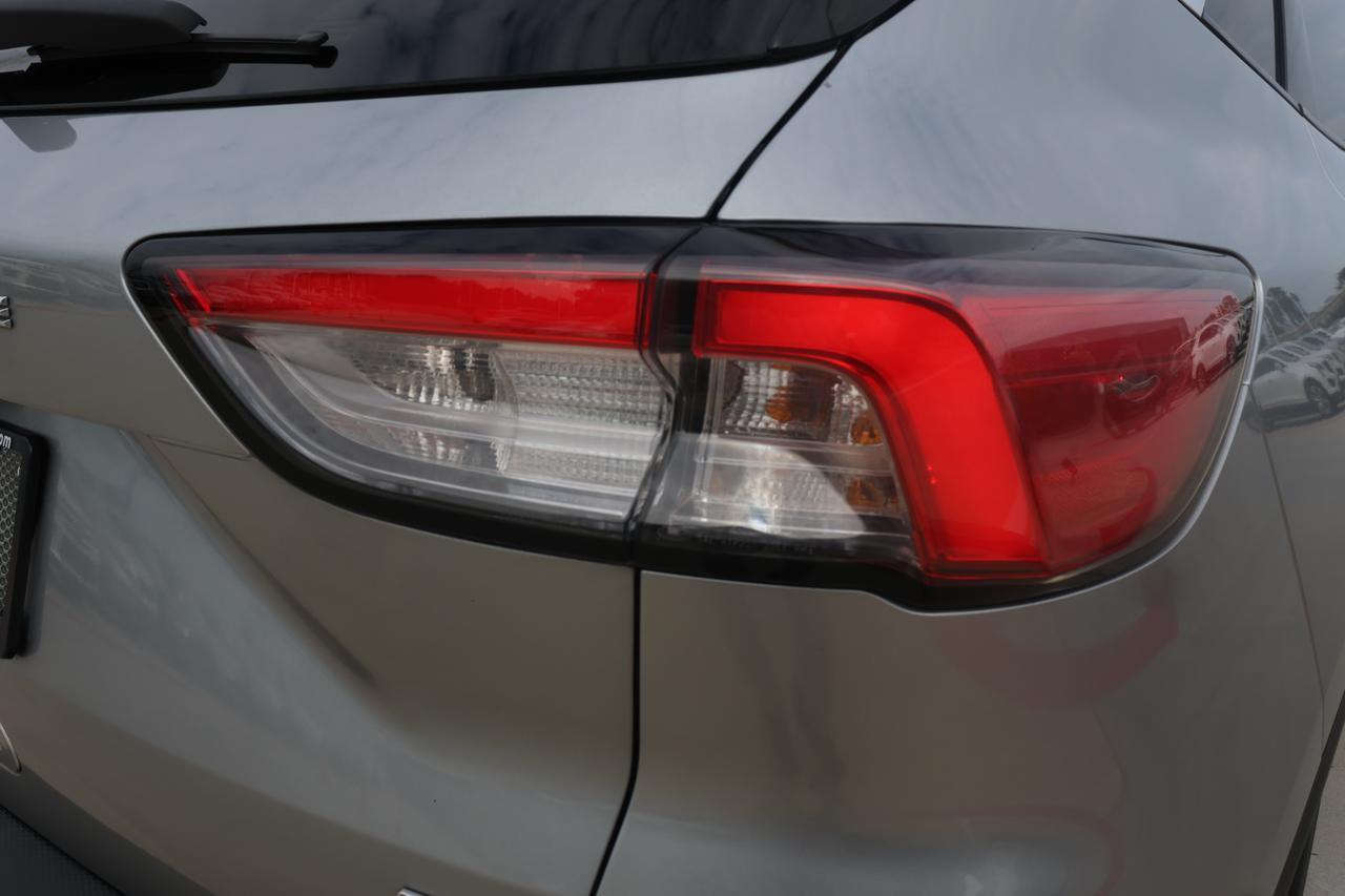 2021 FORD ESCAPE SE Houston TX