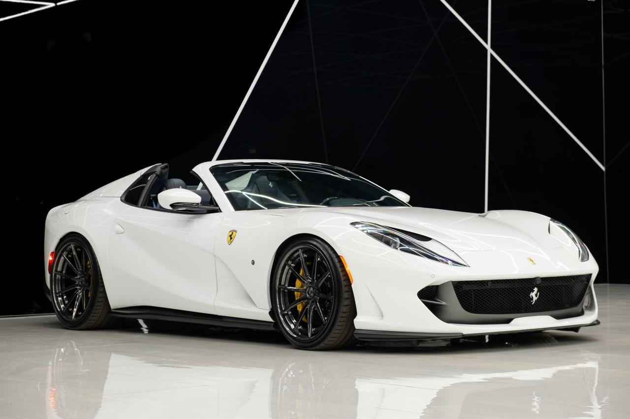 2021 Ferrari 812 GTS