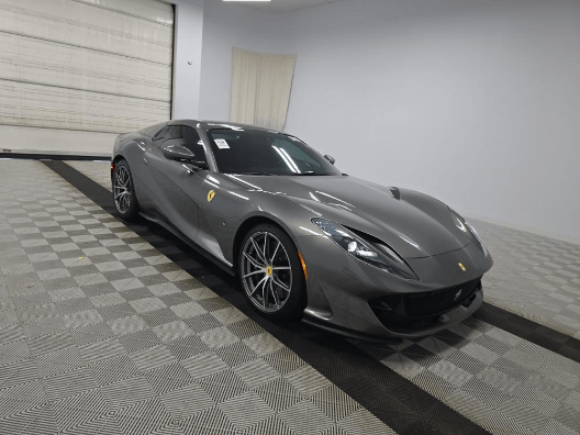 2021 Ferrari 812 GTS Base